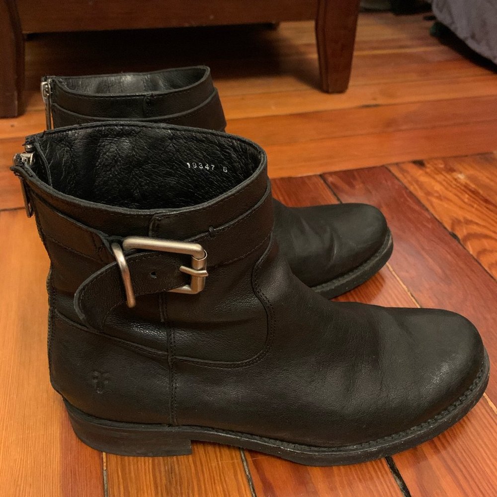 Frye Veronica Leather Booties - Black - Size 8